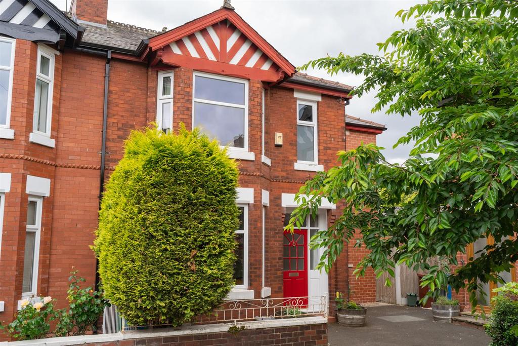 18 Gloucester Avenue