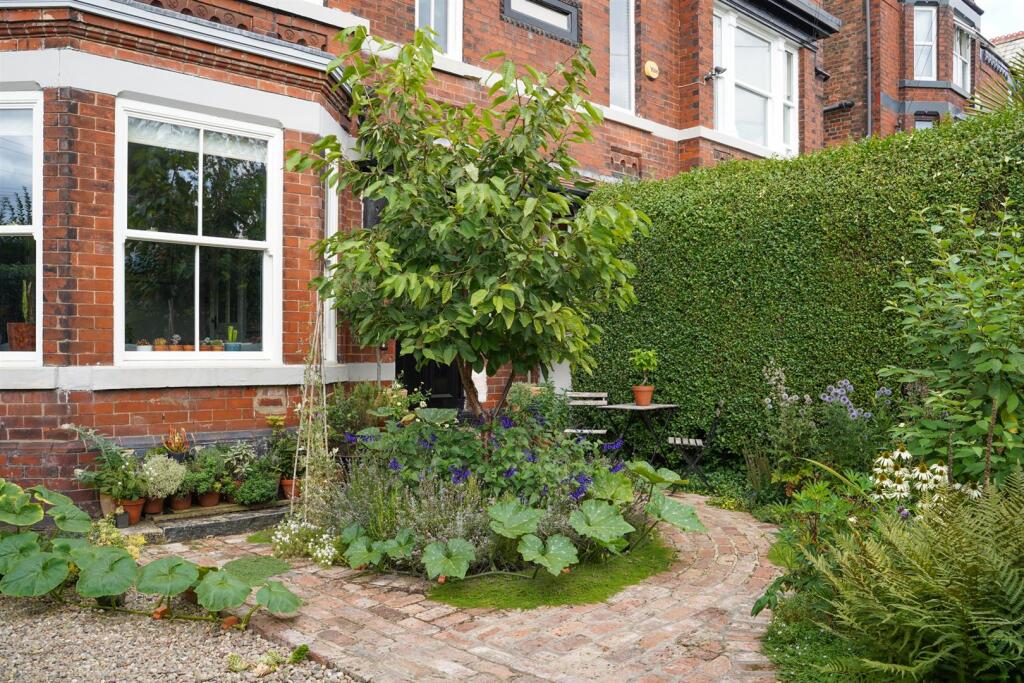 142 Manley Road