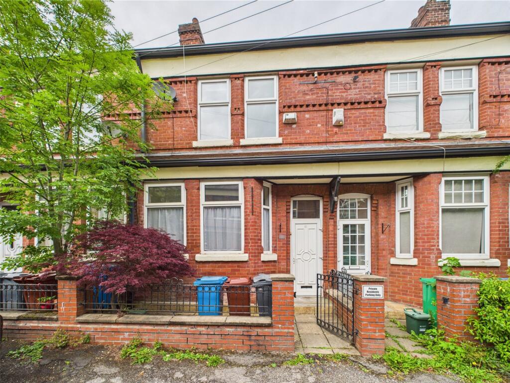 12 Carrill Grove