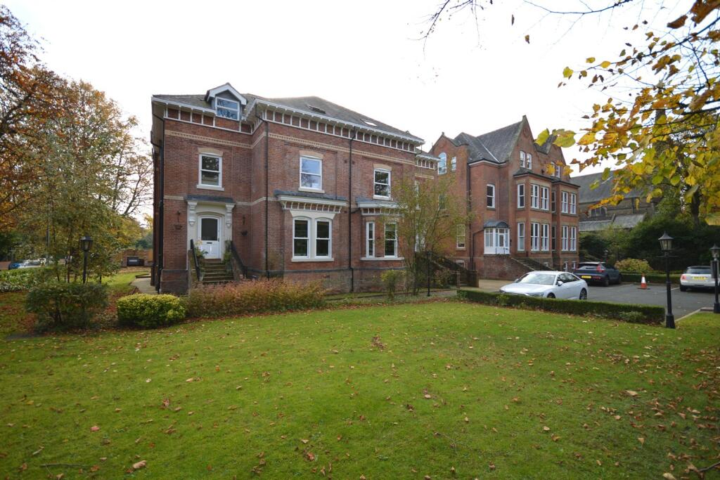 Heaton Gardens, 25 Heaton Moor Road